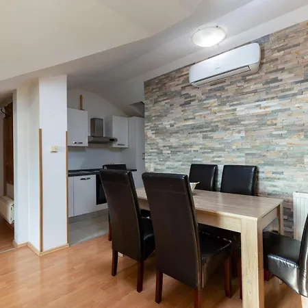 Apartment Apartman Zappa Rovinj